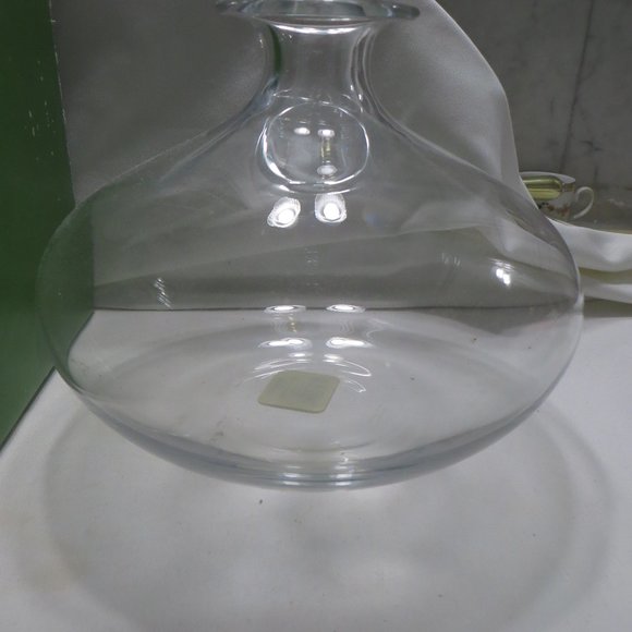 Kate Spade Hydrangea NonLead Crystal 6.25 PIA Vase - Picture 1 of 8